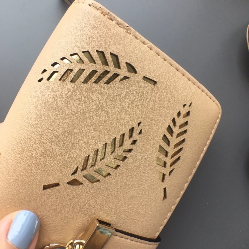 “Love Don’t Pay The Bills, Hunty” - Picture 5 of 8